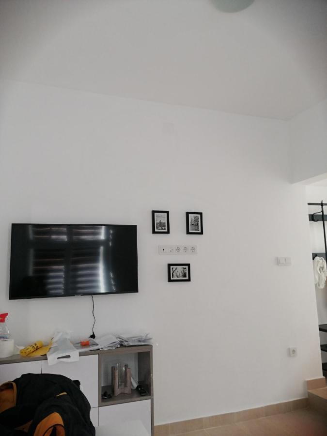 Apartman Semren Appartement Zagreb Buitenkant foto