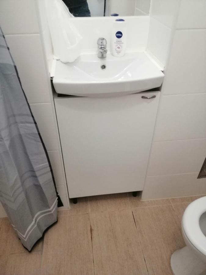 Apartman Semren Appartement Zagreb Buitenkant foto